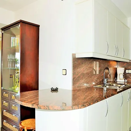 Apartman In Estartit By The *